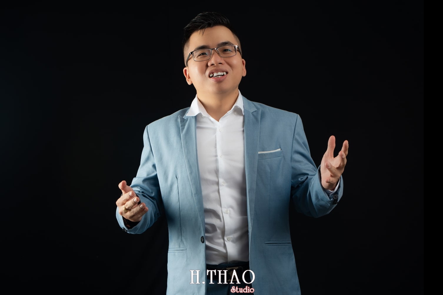 Anh Doanh Nhan 19 - Bộ ảnh luật sư Sơn Phạm đẹp chỉnh chu - HThao Studio