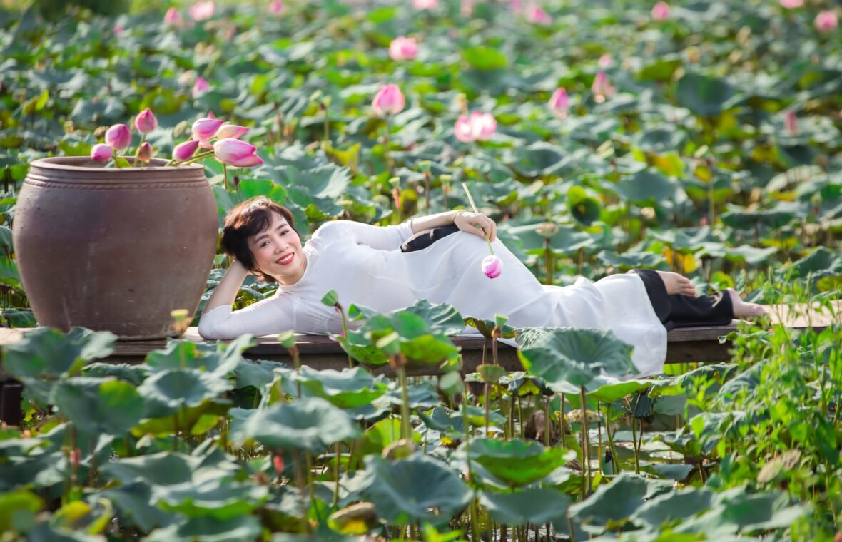 39 cơ hội tạo vẻ tự sướng với hoa sen tuyệt rất đẹp - HThao Studio