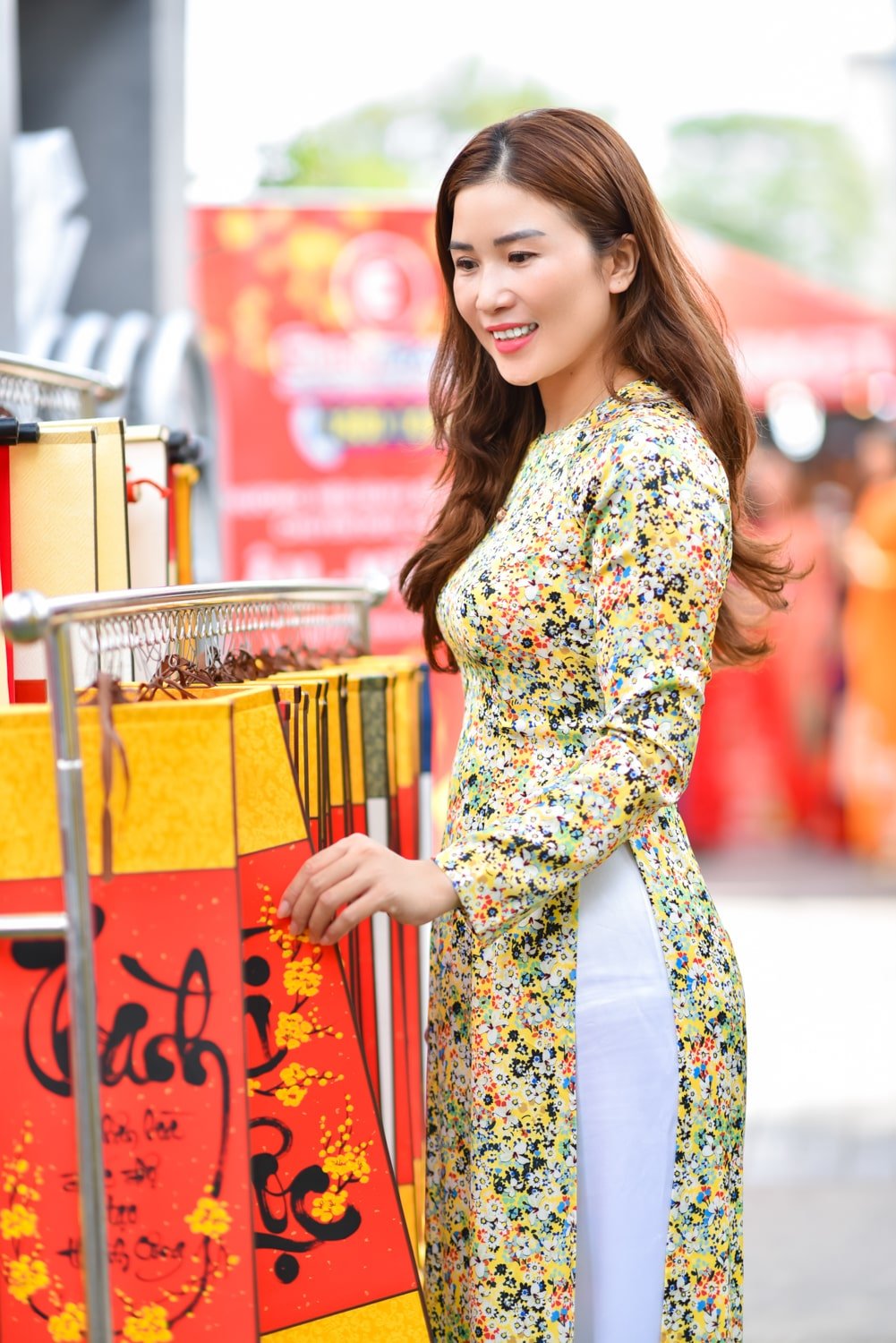 Anh ao dai dep 2023 1 min - Studio chụp ảnh áo dài tết tuyệt đẹp, giá rẻ tại Tp.HCM – HThao Studio