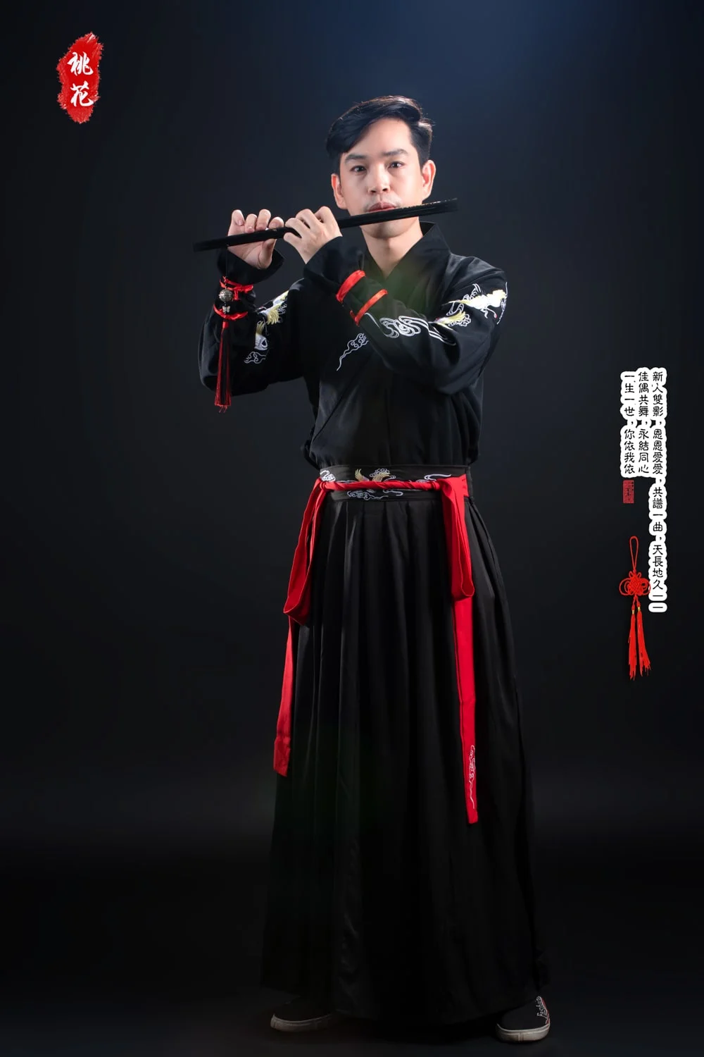 Anh co trang trong studio 5 min - G&oacute;c ảnh cổ trang chụp trong studio đẹp m&agrave; lạ - HThao Studio