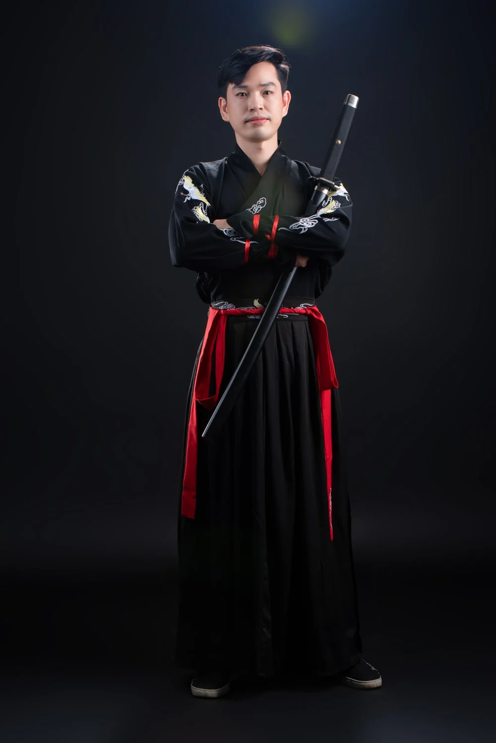 Anh co trang trong studio 6 min - G&oacute;c ảnh cổ trang chụp trong studio đẹp m&agrave; lạ - HThao Studio