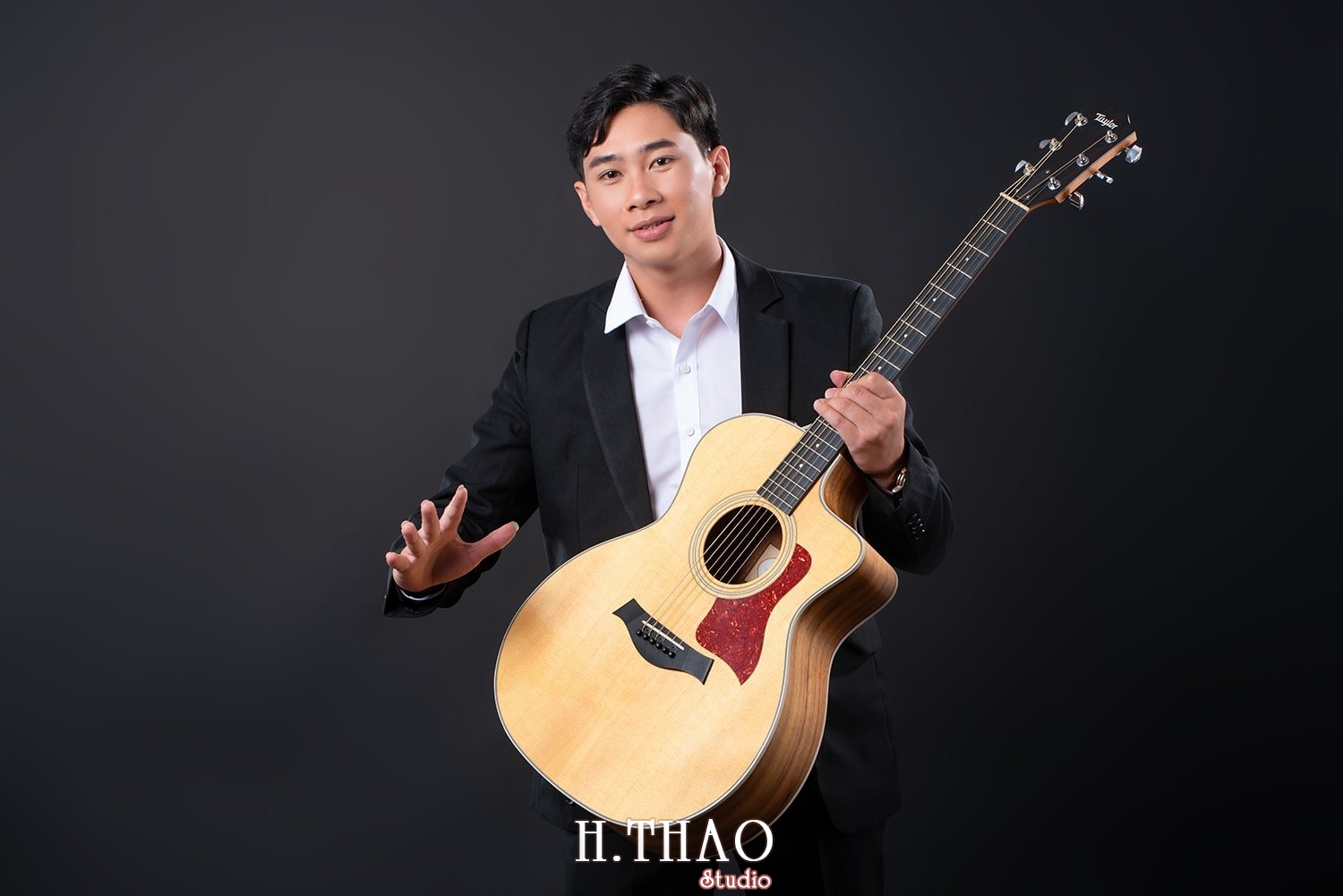 Anh profile 22 - #5 Concept chụp ảnh chân dung nam chất lừ tại Tp.HCM – HThao Studio