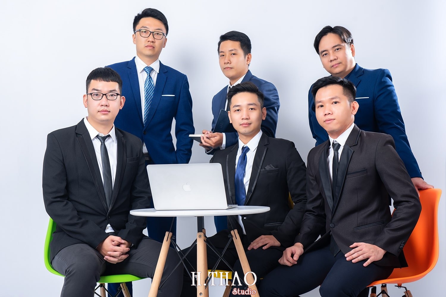 Anh profile cong ty 3 - Tổng hợp ảnh đẹp doanh nhân, profile, art tháng 4 – HThao Studio