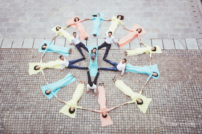 Ao dai nhom dep 4 - 30+ cách tạo dáng chụp ảnh áo dài nhóm đẹp miễn chê – HThao Studio