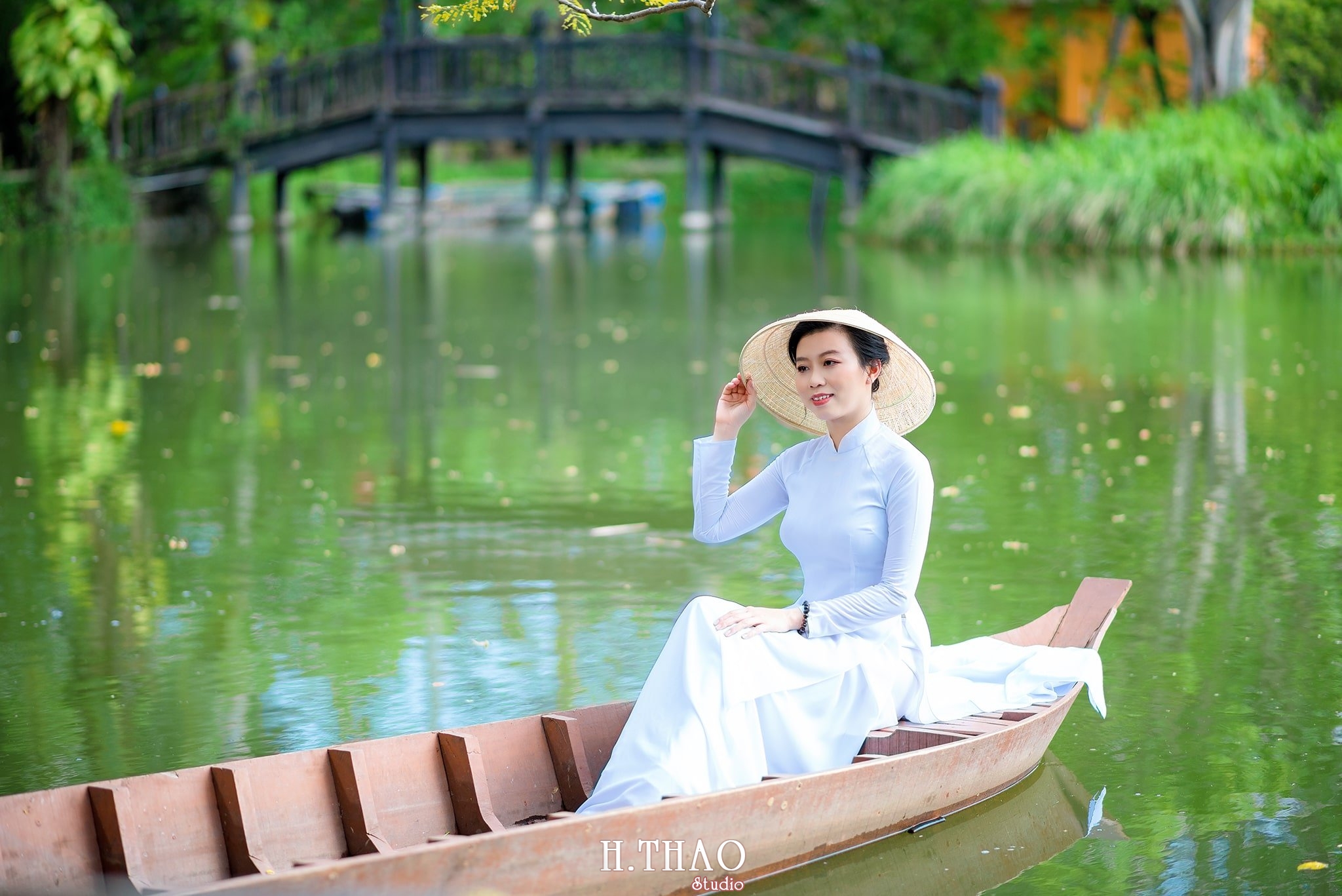 Ao dai trang 9 1 - Địa điểm chụp ảnh áo dài đẹp ở Thành phố Hồ Chí Minh