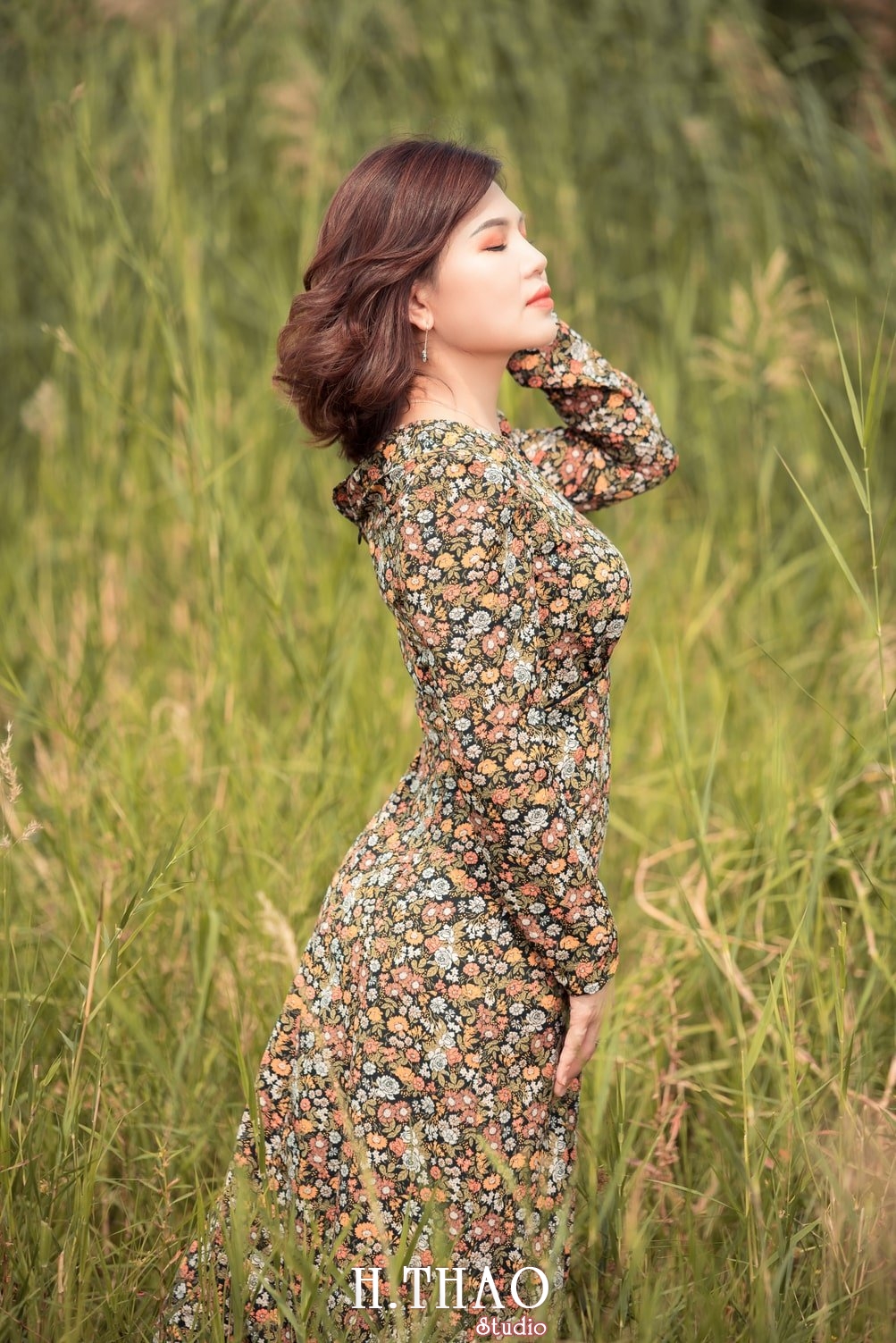Canh Dong Co Lau 9 - Chụp ảnh với cánh đồng cỏ lau quận 9 tuyệt đẹp - HThao Studio