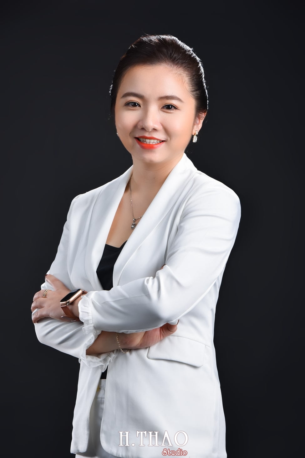 Doanh nhan nu 13 min - Album ảnh chụp nữ doanh nhân đẹp tươi trẻ - HThao Studio