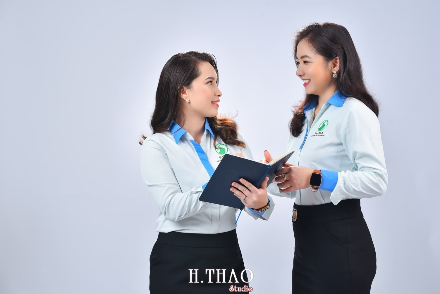 Doanh nhan nu 6 min - Báo giá dịch vụ chụp ảnh quảng cáo chuyên nghiệp tại Tp.HCM