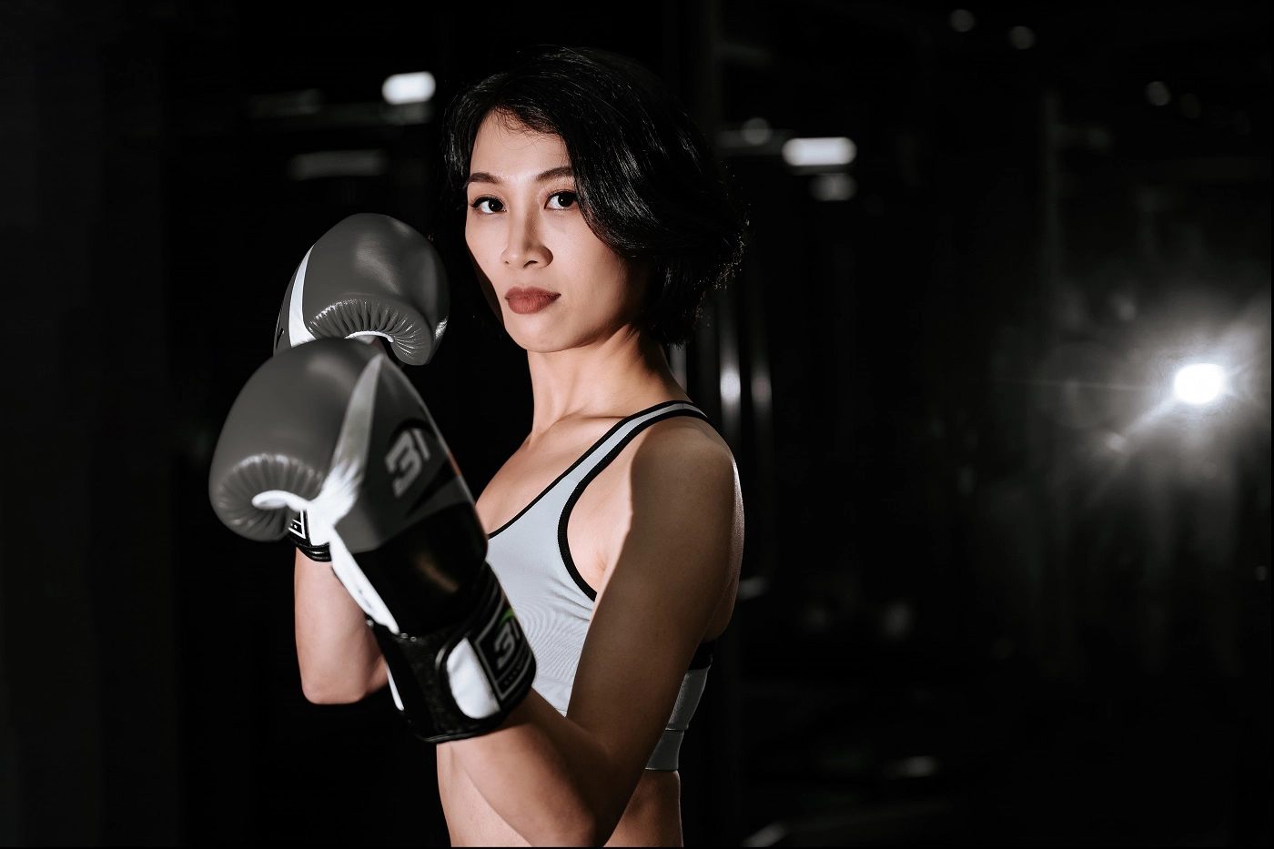 Anh chi Ngoc 30 min - Góc ảnh cô gái mạnh mẽ yêu thích Boxing – HThao Studio