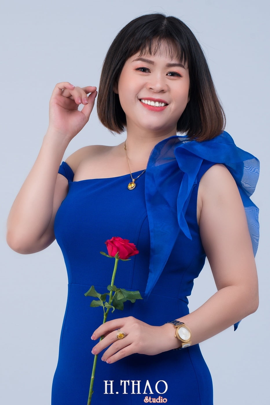 Chi Hoa 12 - Album ảnh profile cá nhân chị Hòa đẹp – HThao Studio