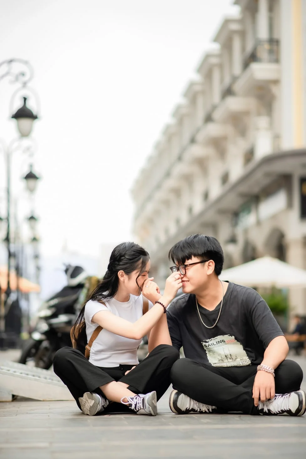 Couple pegasuite 10 min - G&oacute;c chụp ảnh tại chung cư Pegasuite Quận 8 đẹp kiểu T&acirc;y - HThao Studio