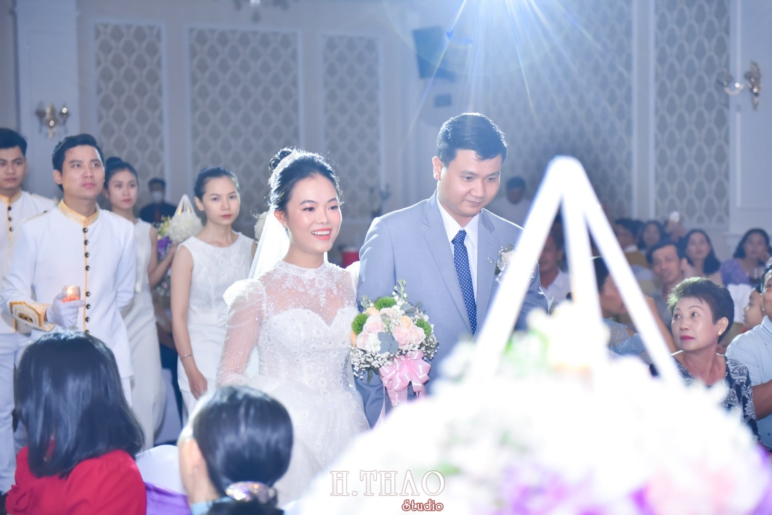Anh tiec cuoi 6 min - Chụp hình tiệc cưới giá rẻ chất lượng tại Tp.HCM – HThao Studio