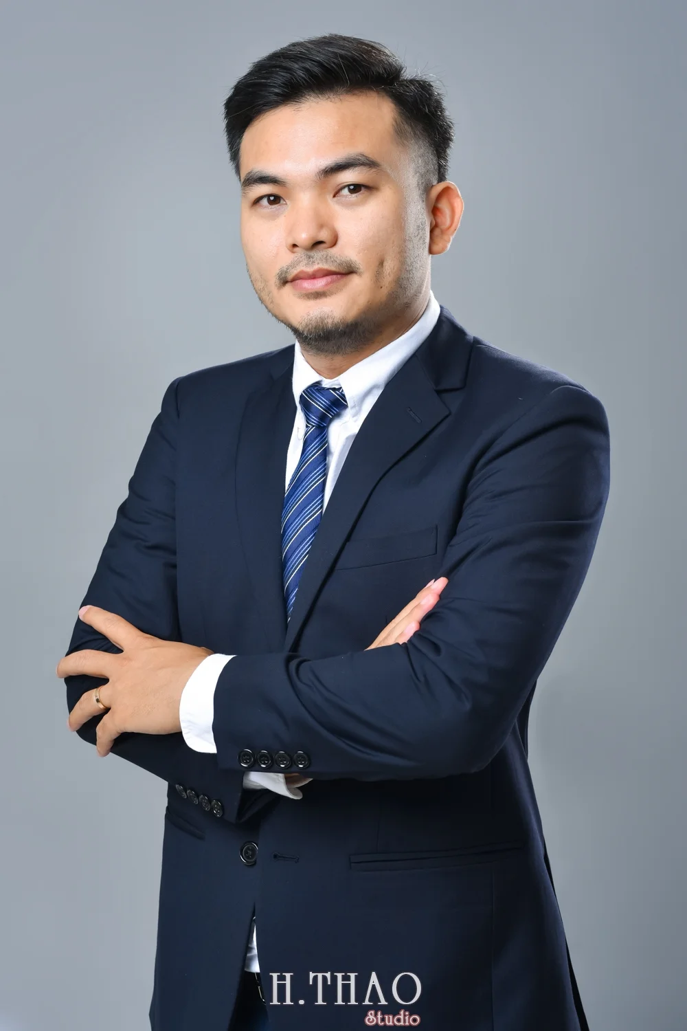 Anh profile cong ty 3 - Dịch vụ chụp ảnh CV đẹp, chuyên nghiệp tại Tp.HCM - HThao Studio
