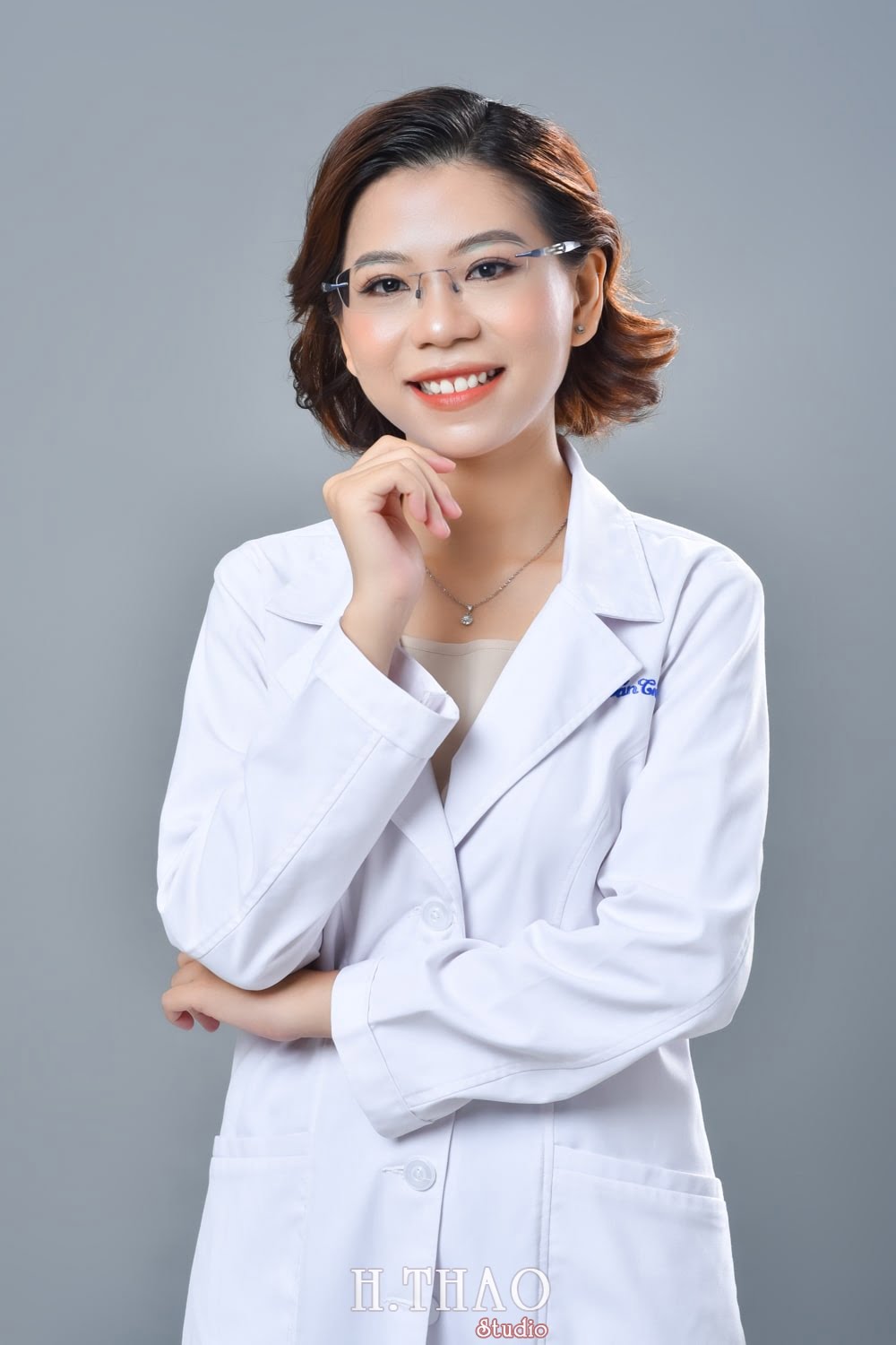 Anh profile  16 min - Tổng hợp ảnh profile nghề nghiệp bác sĩ, ngân hàng đẹp- HThao Studio