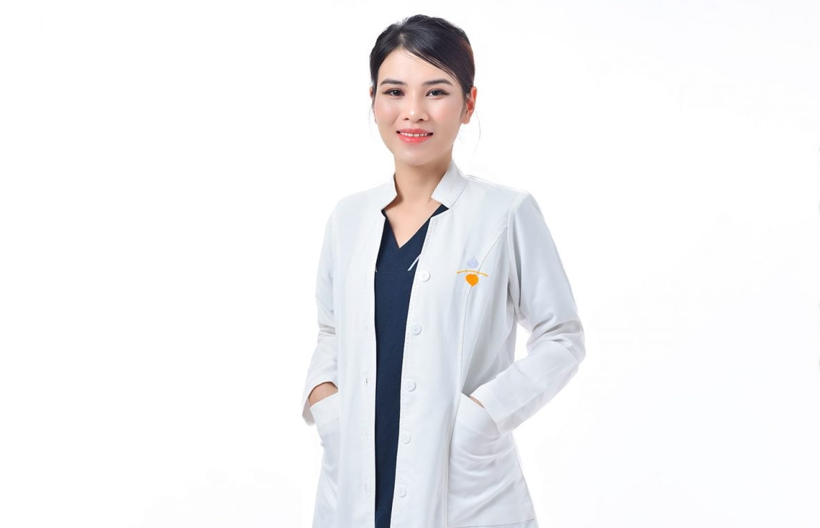 Dịch vụ chụp ảnh công sở đẹp, chuyên nghiệp tại TPHCM - HThao Studio