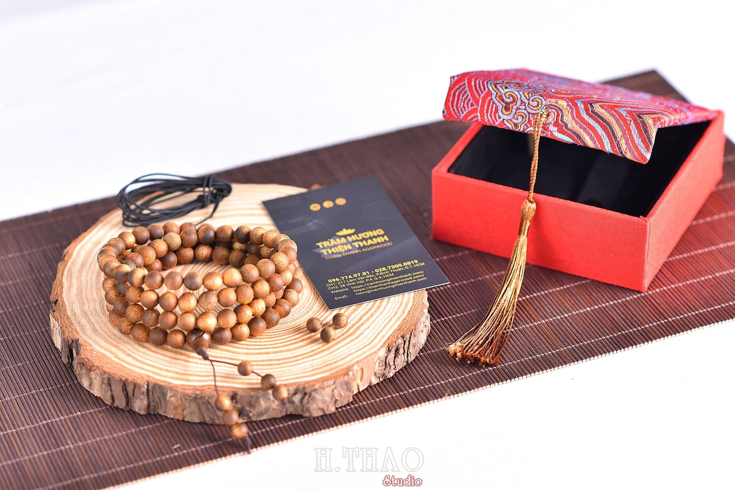 Anh trang hat 14 - Bộ ảnh sản phẩm vòng tràng hạt đeo tay đẹp - HThao Studio