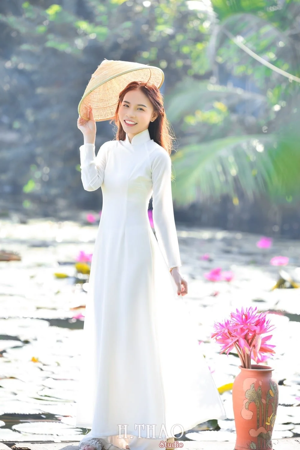 Top những bức ảnh chân dung nghệ thuật ngoại cảnh đẹp xuất sắc Anh ao dai dep 4 min - Top những bức ảnh chân dung nghệ thuật ngoại cảnh đẹp xuất sắc