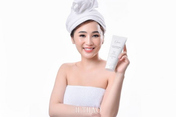 Anh beauty 3 min 585x390 - Báo giá chụp ảnh Beauty sản phẩm trọn gói – HThao Studio