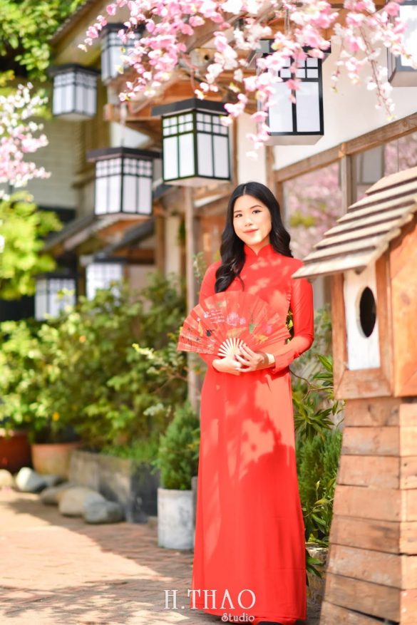 Ao dai alibaba 30 min 585x877 - Chụp ảnh áo dài tết đẹp giá rẻ tại Tp.HCM – HThao Studio