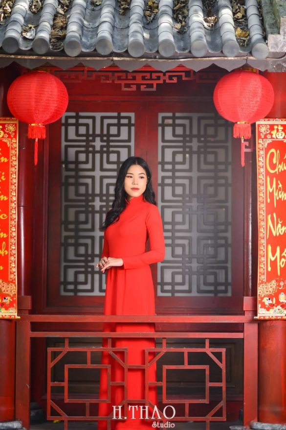 Ao dai alibaba 9 min 585x878 - Chụp ảnh áo dài tết đẹp giá rẻ tại Tp.HCM – HThao Studio