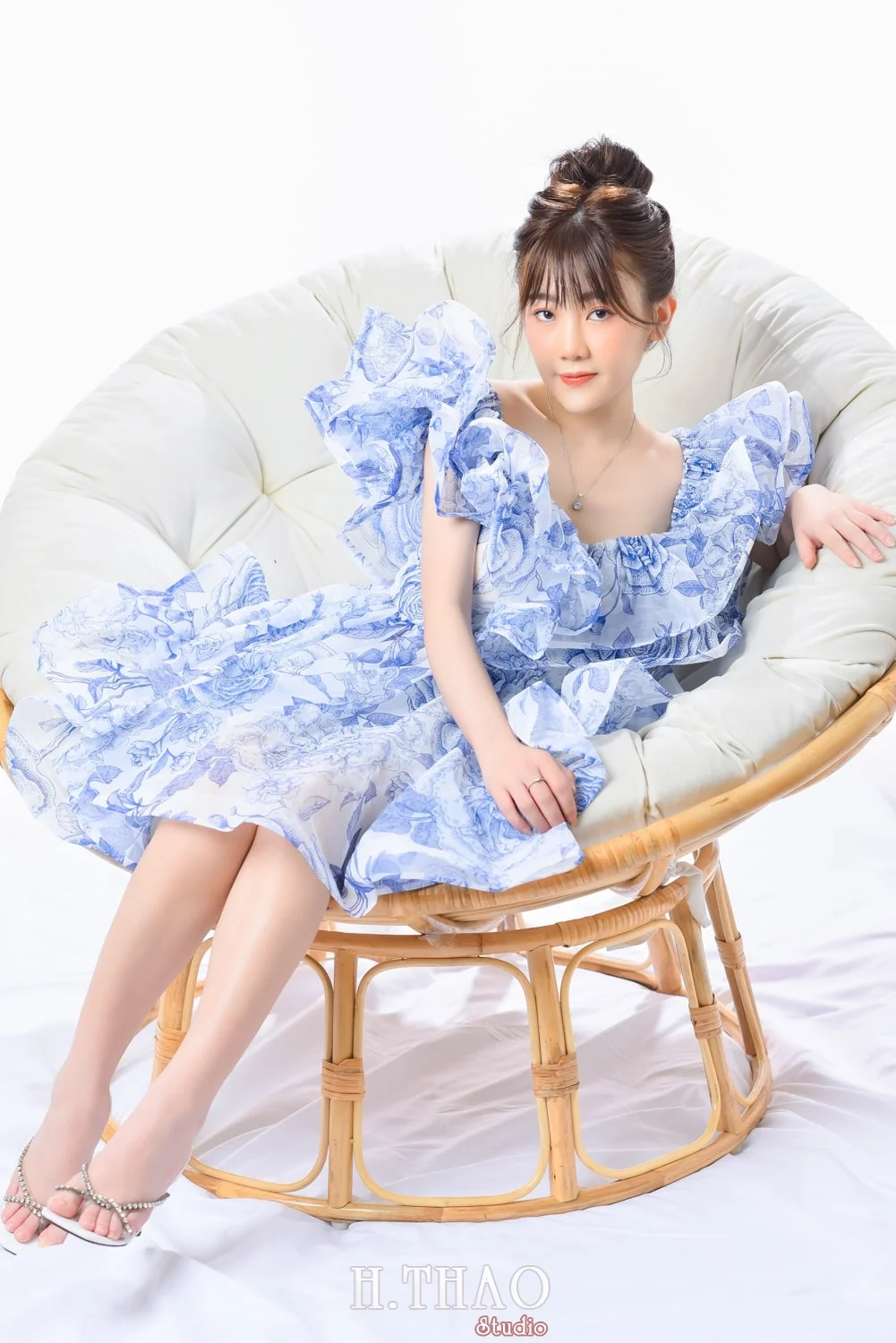 Cách tạo dáng chụp ảnh nàng thơ hot nhất năm 2023 Anh sinh nhat nu 12 min - Cách tạo dáng chụp ảnh nàng thơ hot nhất năm 2023