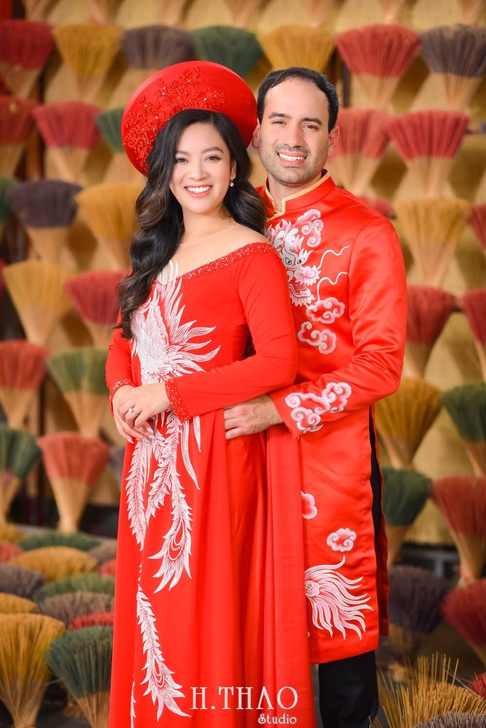 Anh couple 2 min - Bộ ảnh cưới áo dài truyền thống theo phong cách Việt đẹp – HThao Studio