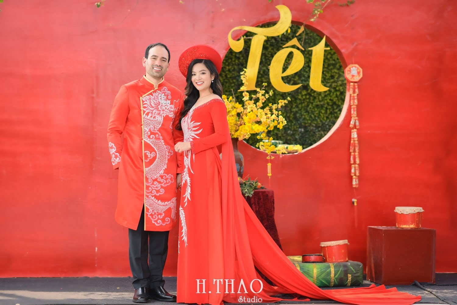 Anh couple 4 min - Bộ ảnh cưới áo dài truyền thống theo phong cách Việt đẹp – HThao Studio