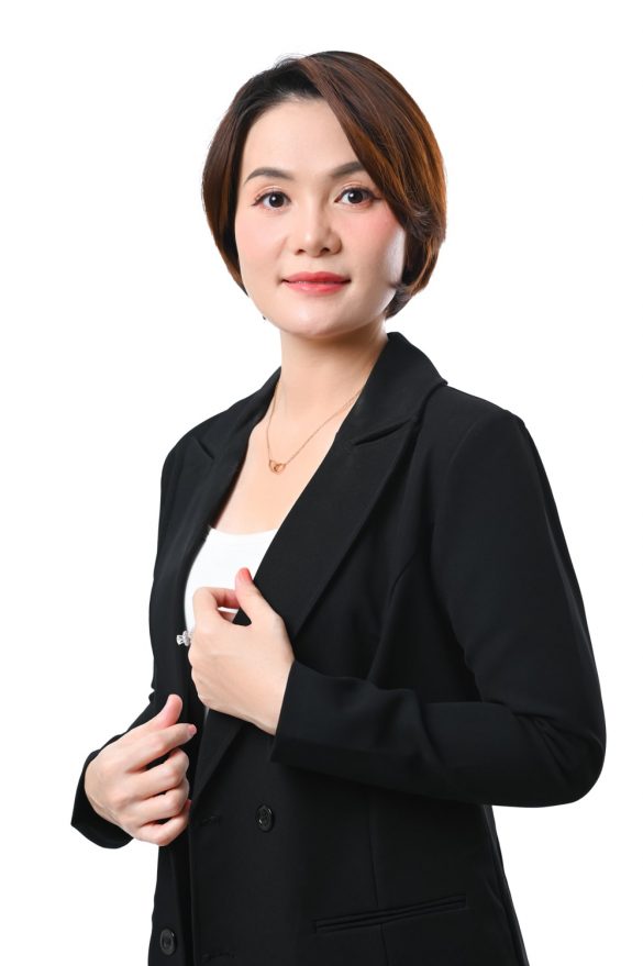 Anh profile bao hiem 1 min 585x879 - Album ảnh profile chị Thạch ngành Bảo Hiểm đẹp