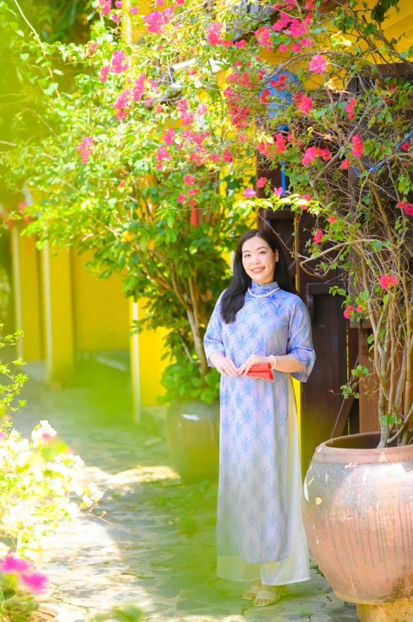 Anh ao dai bao tang quan 9 13 min 585x879 - Bảo tàng Áo dài – Nét đẹp truyền thống giữa lòng Sài Gòn