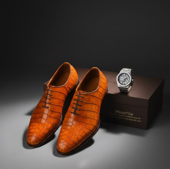 Bộ ảnh chụp giày tây đẹp, phong cách luxury Anh giay cao cap 1 min 585x584 - Bộ ảnh chụp giày tây đẹp, phong cách luxury