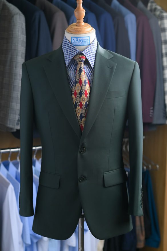 Anh vest 21 min 585x879 - #5 Concept chụp ảnh quần áo đẹp độc đáo, bứt phá doanh số thời trang