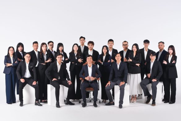 Anh 4 585x390 - Dịch vụ chụp ảnh tập thể c&ocirc;ng ty chuy&ecirc;n nghiệp tại Tp.HCM &ndash; HThao Studio