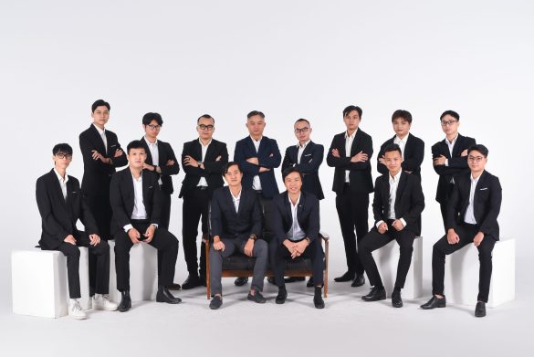 Anh 73 585x391 - Dịch vụ chụp ảnh tập thể c&ocirc;ng ty chuy&ecirc;n nghiệp tại Tp.HCM &ndash; HThao Studio