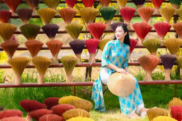Anh ao dai tet min 2 585x390 - Album &aacute;o d&agrave;i tết truyền thống chụp tại quận 9 đẹp, ấn tượng