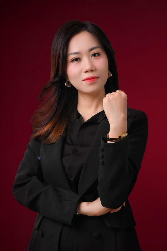 Anh 2 585x878 - Album những bức ảnh profile c&aacute; nh&acirc;n chuy&ecirc;n nghiệp &ndash; HThao Studio 2026