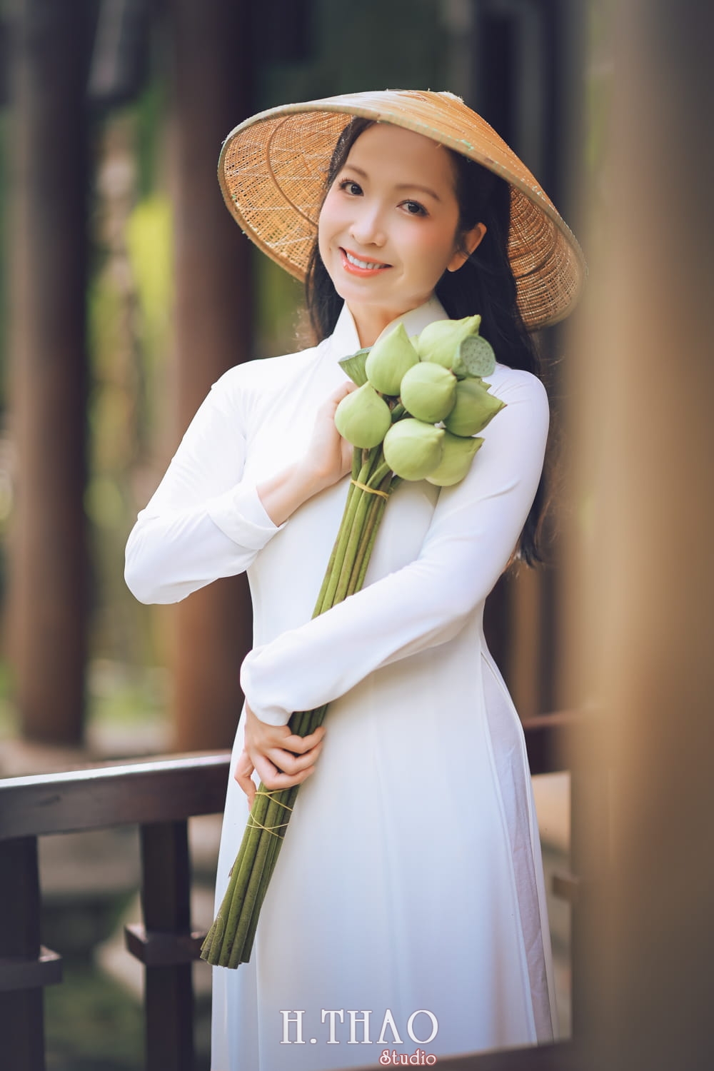 Bộ ảnh áo dài vintage đầy chất thơ tại Bảo tàng Áo dài Anh 5 - Bộ ảnh áo dài vintage đầy chất thơ tại Bảo tàng Áo dài