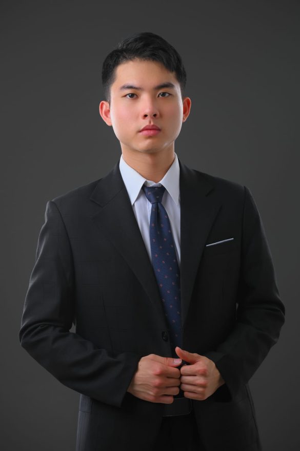 Anh profile 13 585x878 - Album những bức ảnh profile c&aacute; nh&acirc;n chuy&ecirc;n nghiệp &ndash; HThao Studio 2026